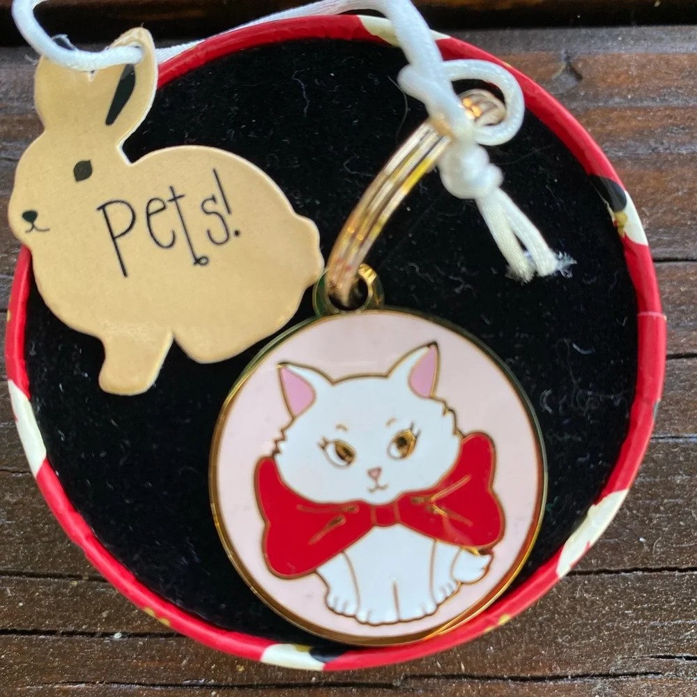 NIB ~ ERSTWILDER PET’S CHARM “WRAPPED UP IN LOVE” 💞